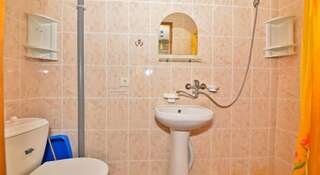 Гостиница Terskaya 70 Анапа Двухместный номер Делюкс с 1 кроватью + дополнительная кровать-2